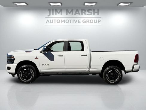 Used 2026 RAM 2500 Laramie AWD/4WD image 3