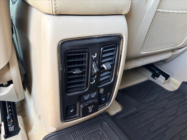 Used 2021 Jeep Grand Cherokee Overland AWD/4WD image 18