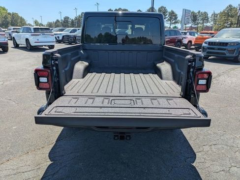 New 2026 Jeep Gladiator Rubicon AWD/4WD image 26