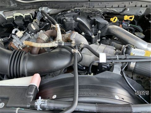 Used 2017 Ford F350 XL w/ Power Equipment Group AWD/4WD image 12