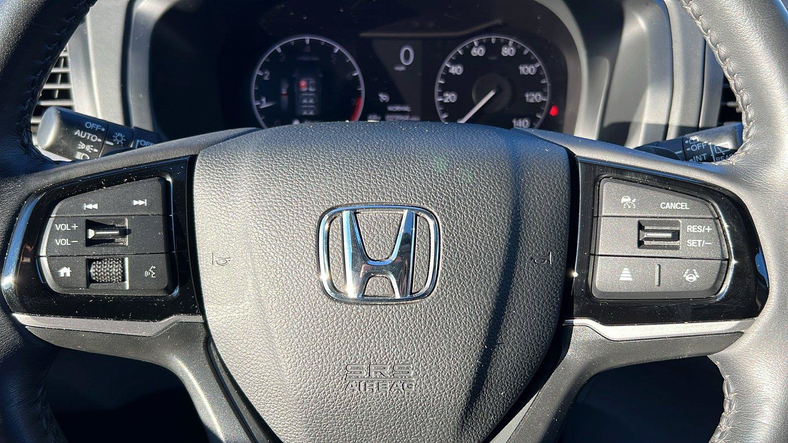 Certified 2025 Honda Odyssey EX-L image 29