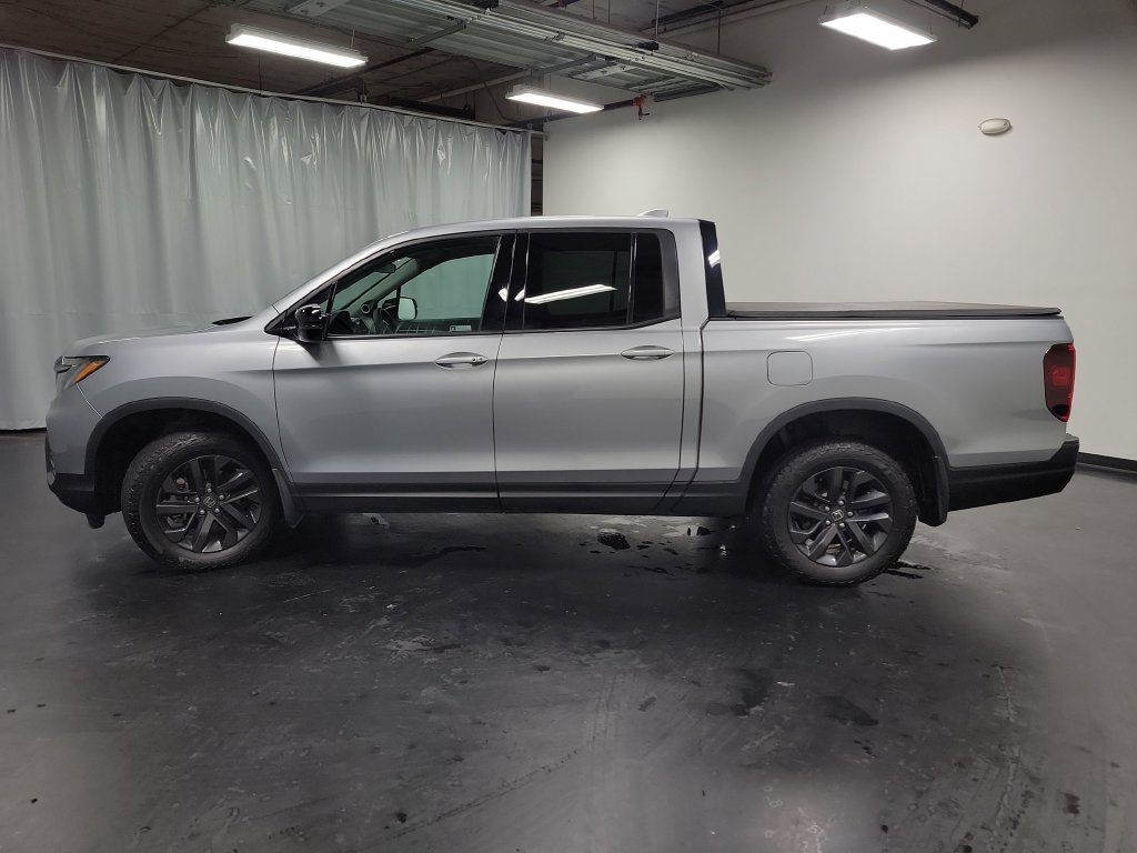 Used 2023 Honda Ridgeline Sport image 5
