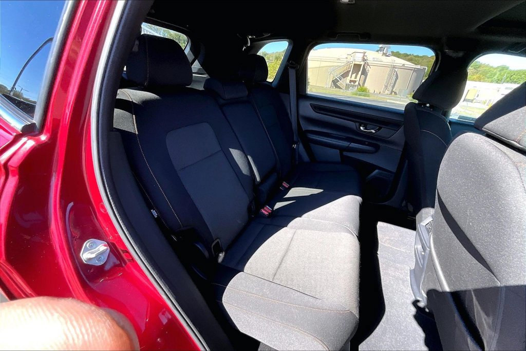 Used 2023 Honda CR-V Sport image 28