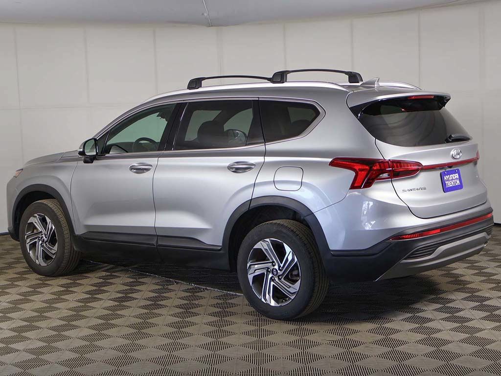 Certified 2023 Hyundai Santa Fe SEL AWD/4WD image 9