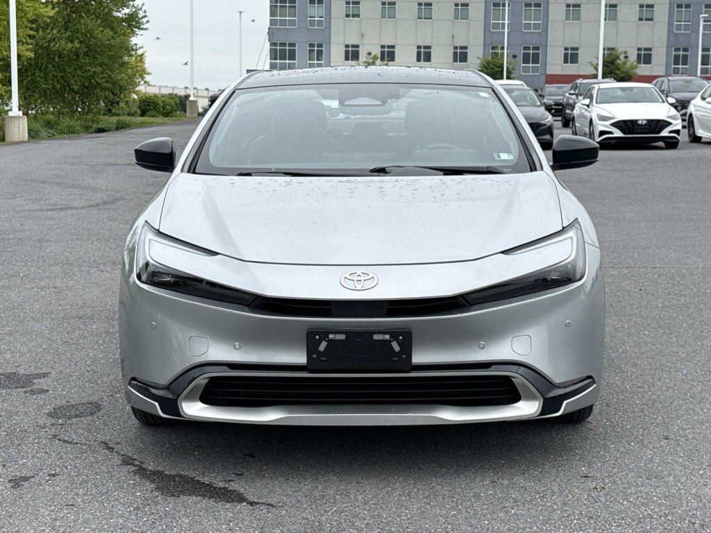 Used 2024 Toyota Prius Prime Premium FWD image 30