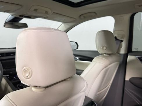 Used 2021 Cadillac XT6 Premium Luxury image 25