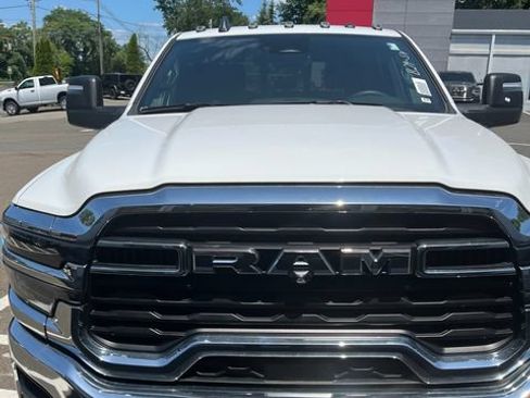 New 2026 RAM 3500 Tradesman AWD/4WD image 18