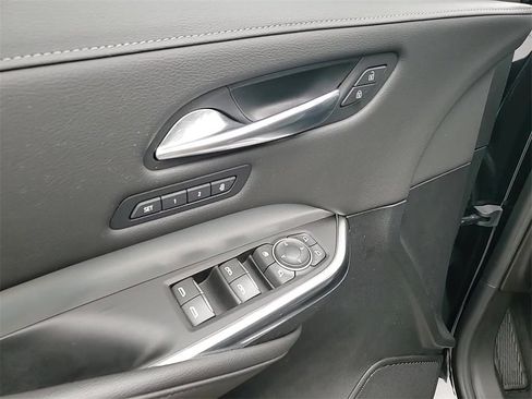 Used 2021 Cadillac XT4 Premium Luxury image 10