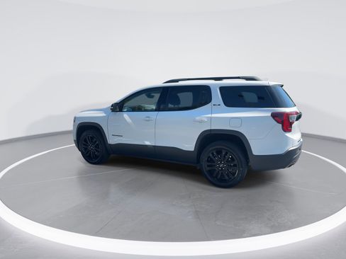 Used 2022 GMC Acadia SLE w/ Driver Convenience Package FWD image 7