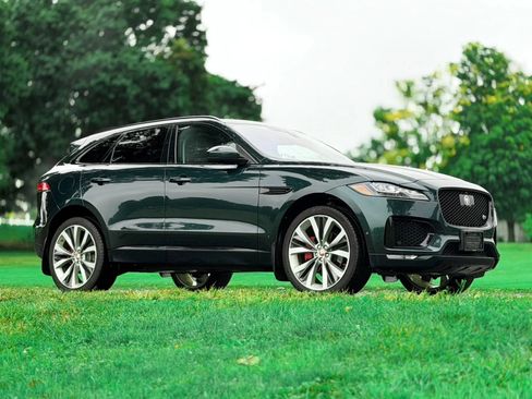 Used 2017 Jaguar F-PACE S AWD/4WD image 36