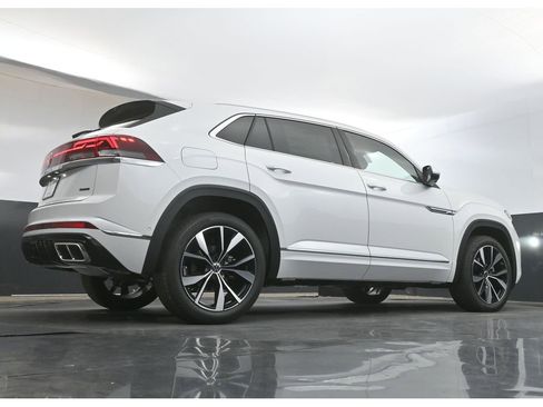 New 2026 Volkswagen Atlas Cross Sport SEL Premium R-Line AWD/4WD image 35