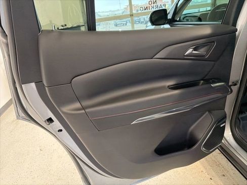 Used 2025 Chevrolet Traverse Z71 w/ Enhanced Driving Package AWD/4WD image 46