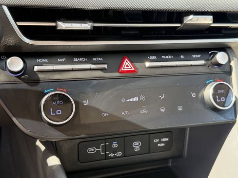 Used 2025 Hyundai Sonata SEL FWD image 19