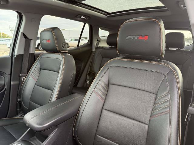 Used 2022 GMC Terrain AT4 w/ Tech Package AWD/4WD image 13