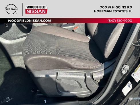 Used 2021 Nissan Rogue Sport S image 26