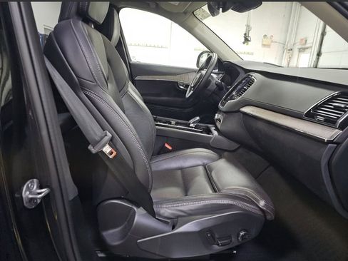 Used 2024 Volvo XC90 T8 Ultimate w/ Protection Package Premier image 12