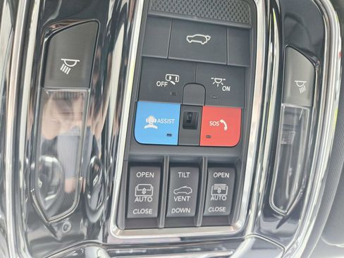 Used 2024 Jeep Grand Cherokee L Overland w/ Trailer Tow Package AWD/4WD image 38