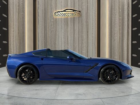 Used 2018 Chevrolet Corvette Stingray Coupe image 8