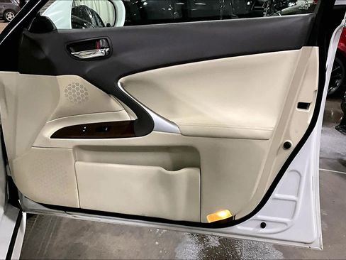 Used 2013 Lexus IS 250 AWD image 22