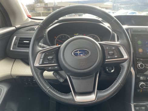Used 2022 Subaru Ascent Premium image 18