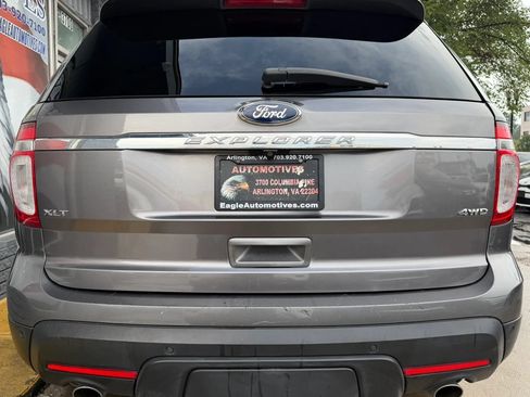 Used 2012 Ford Explorer XLT AWD/4WD image 4