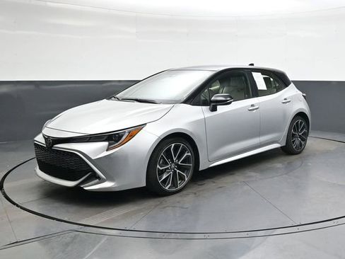 Used 2021 Toyota Corolla XSE image 10