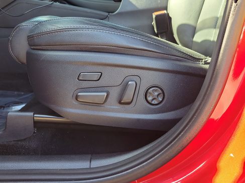 Used 2019 Hyundai Santa Fe Ultimate image 18