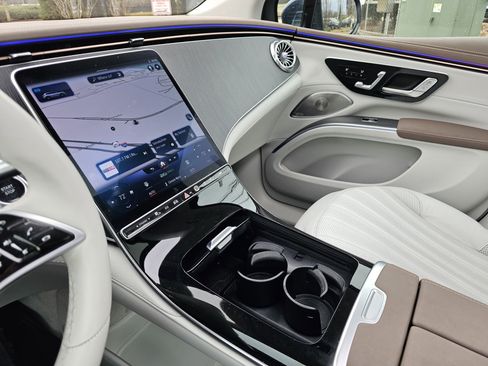 Certified 2023 Mercedes-Benz EQS 450+ 4MATIC SUV image 37