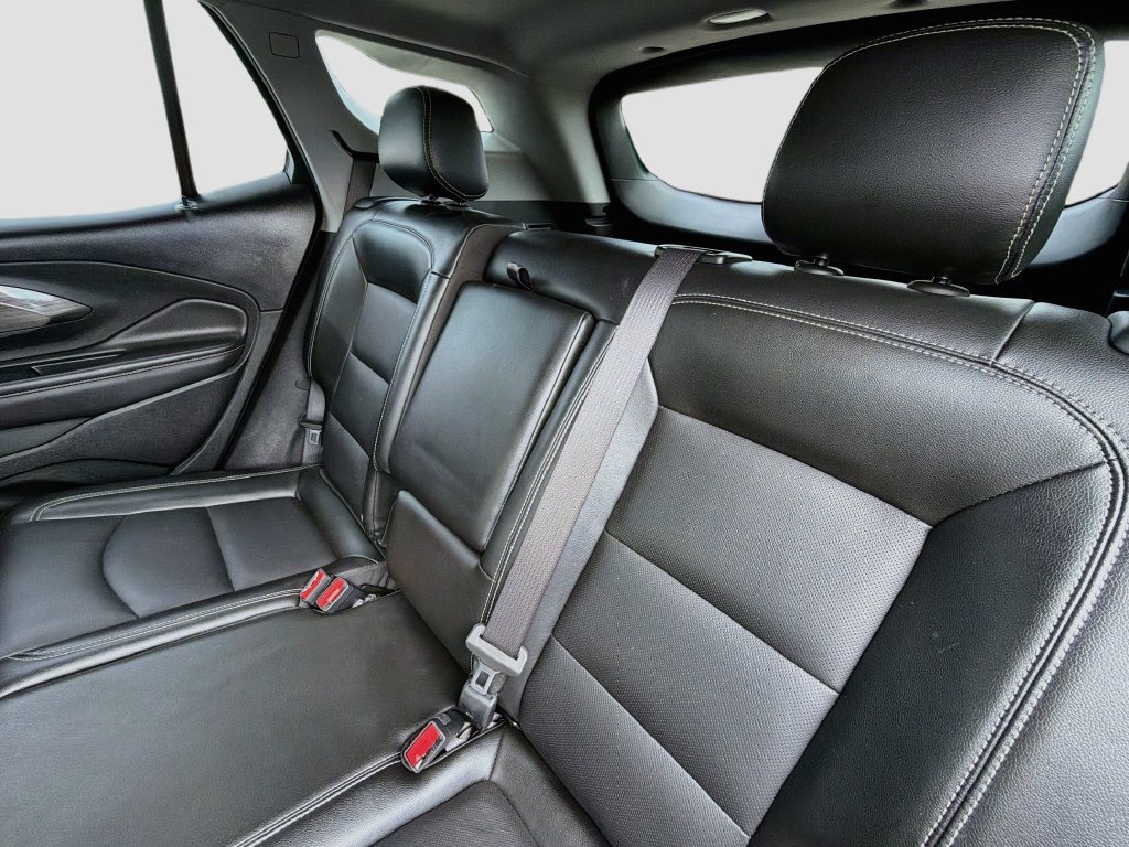Used 2022 GMC Terrain SLT AWD/4WD image 12
