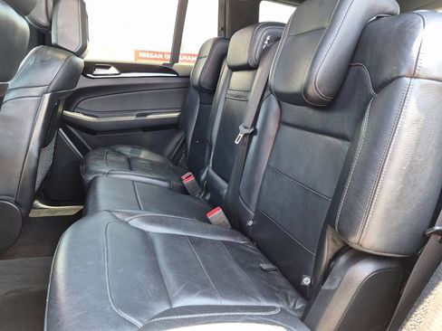Used 2019 Mercedes-Benz GLS 450 4MATIC image 30