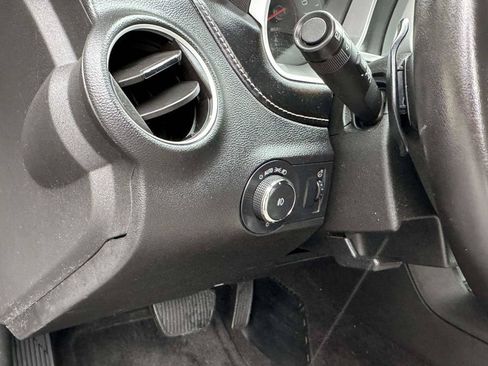 Used 2014 Chevrolet Camaro LT RWD image 9
