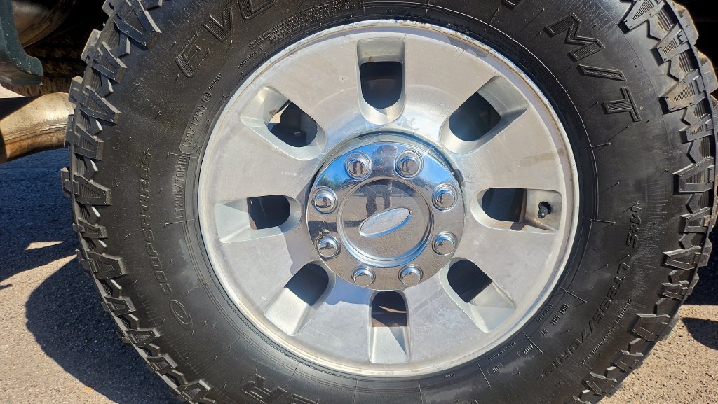 Used 2009 Ford F350 FX4 AWD/4WD image 13