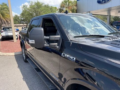 Used 2018 Ford F150 Lariat w/ Equipment Group 502A Luxury AWD/4WD image 15