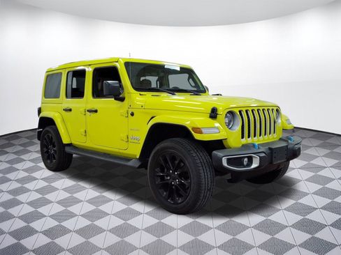Used 2023 Jeep Wrangler Sahara image 6