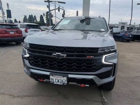 Certified 2024 Chevrolet Tahoe Z71 w/ Luxury Package image 3