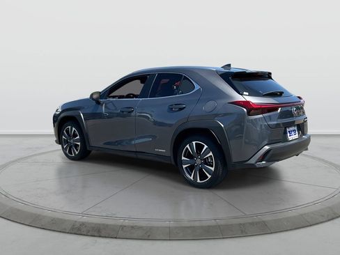 Used 2022 Lexus UX 250h w/ Accessory Package (Z1) AWD/4WD image 6