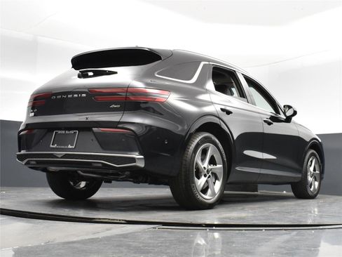 Used 2026 Genesis GV70 2.5T Advanced image 14