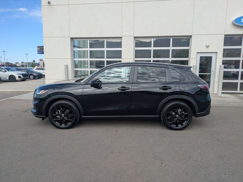 Used 2023 Honda HR-V Sport image 9