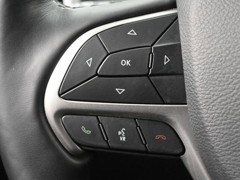Used 2021 Jeep Grand Cherokee Laredo X RWD image 5