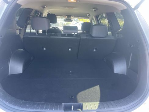Used 2023 Hyundai Santa Fe SEL FWD image 10
