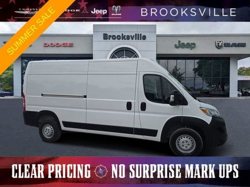 Used 2025 RAM ProMaster 2500 w/ Convenience Group FWD image 1