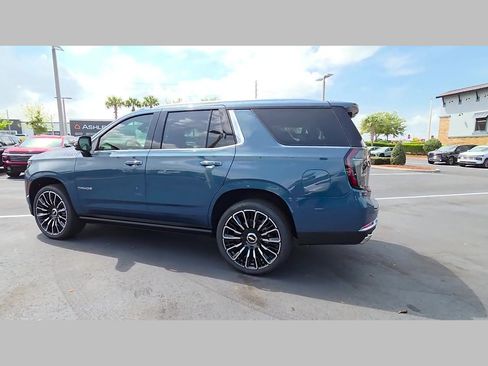 New 2026 Chevrolet Tahoe High Country AWD/4WD image 17