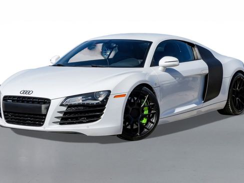 Used 2011 Audi R8 V8 image 3