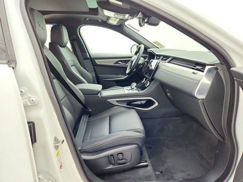 New 2026 Jaguar F-PACE R-Dynamic S image 18