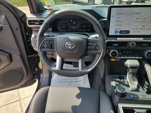 Certified 2026 Toyota Tacoma Limited AWD/4WD image 22