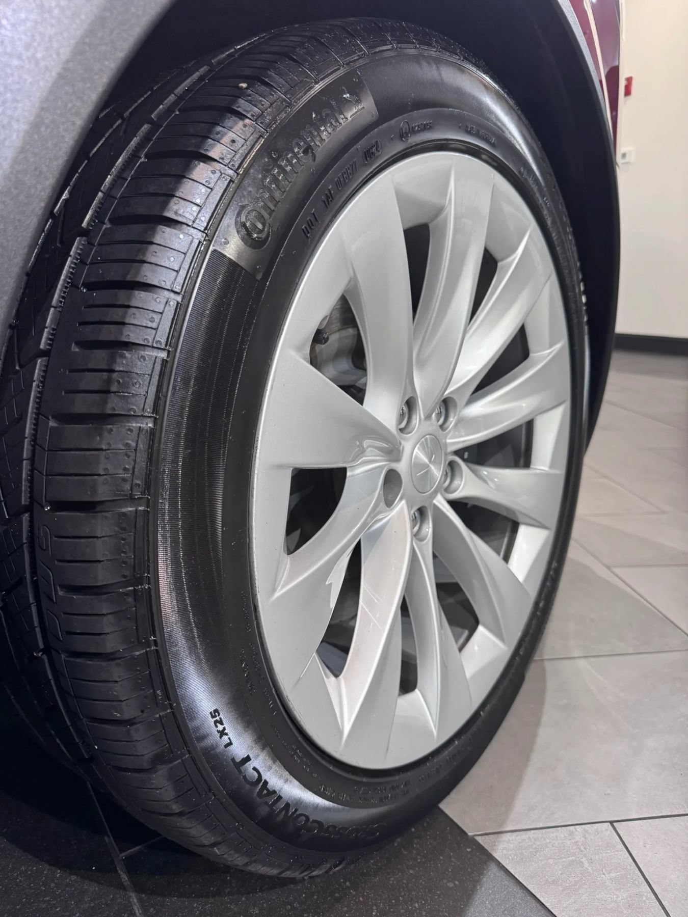 Used 2017 Tesla Model X 90D AWD/4WD image 40