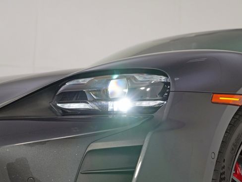 Used 2023 Porsche Taycan GTS image 60