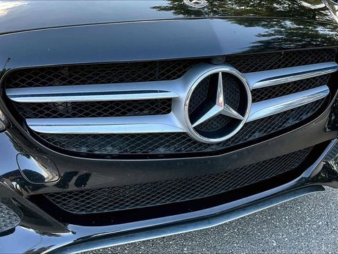 Used 2018 Mercedes-Benz C 300 Sedan image 28