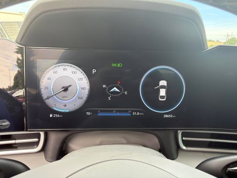 Used 2023 Hyundai Elantra SEL w/ Convenience Package image 26