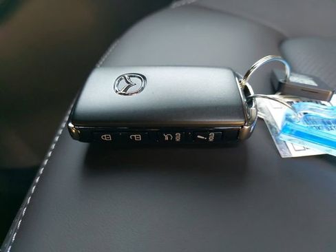 Used 2025 MAZDA CX-5 Signature image 37